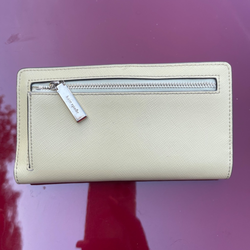 Kate Spade Wallet - Picture 2 of 3